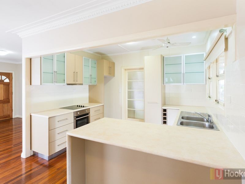 16 Derwent St, Upper Mount Gravatt QLD 4122