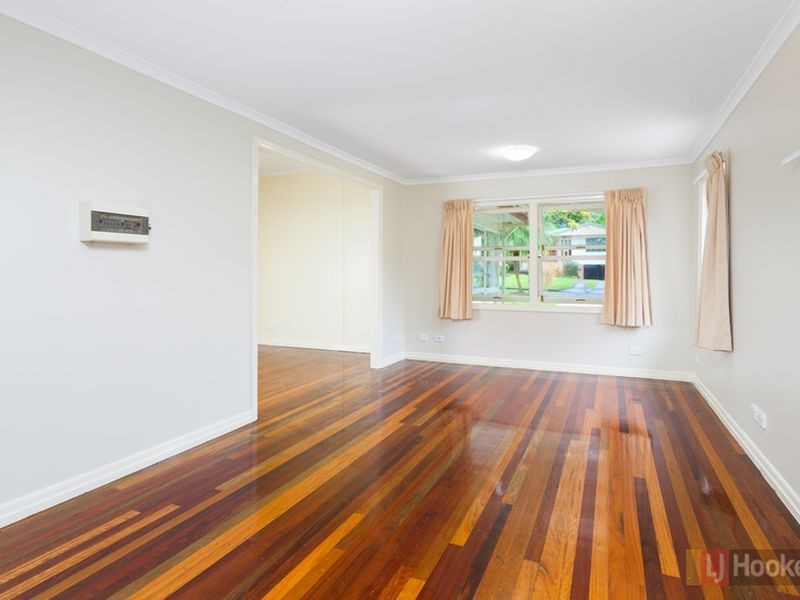 16 Derwent St, Upper Mount Gravatt QLD 4122