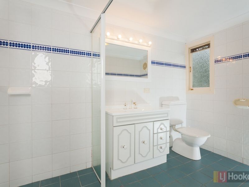 16 Derwent St, Upper Mount Gravatt QLD 4122