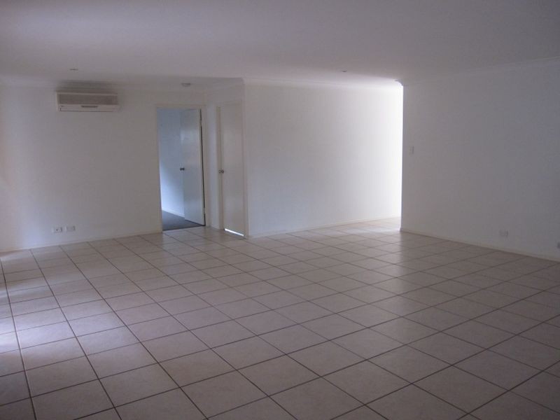 33 Hertford Street, Upper Mount Gravatt QLD 4122