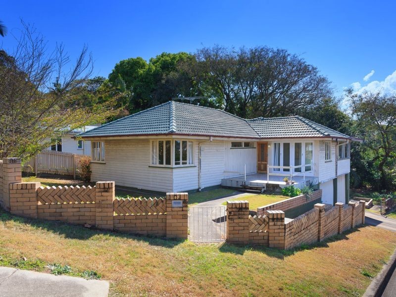 57 Mountain Street, Mount Gravatt QLD 4122