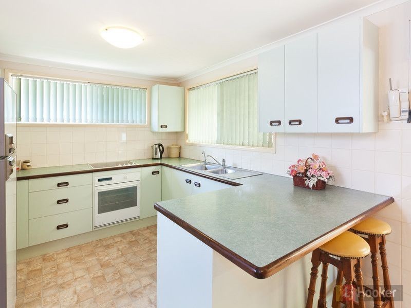 6 Buttercup Street, Mansfield QLD 4122