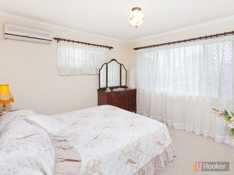 6 Buttercup Street, Mansfield QLD 4122