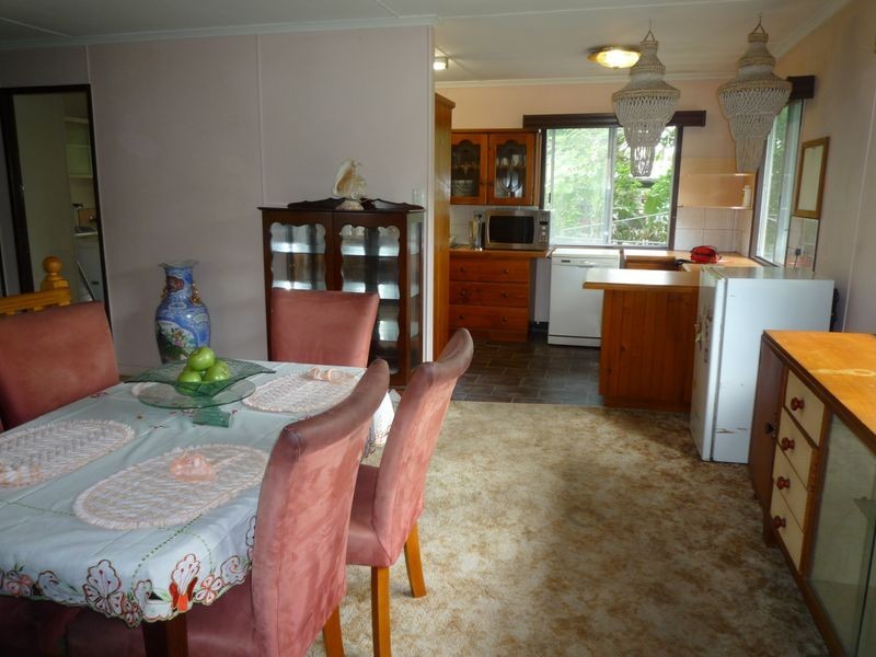 220 Monash Rd, Tarragindi QLD 4121