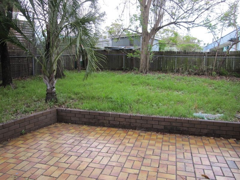 879 Cavendish Rd, Mount Gravatt East QLD 4122