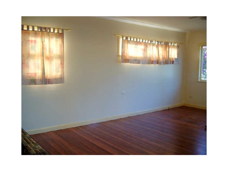 6 Driver Street, Holland Park West QLD 4121