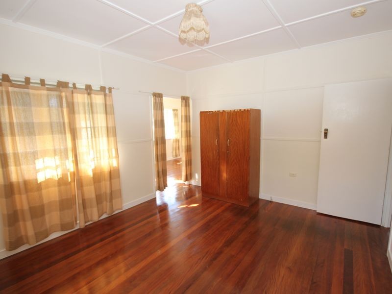 169 Broadwater Road, Mount Gravatt East QLD 4122