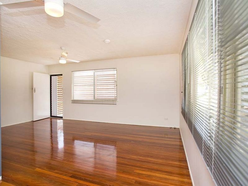 8 Dorien Street, Mount Gravatt East QLD 4122