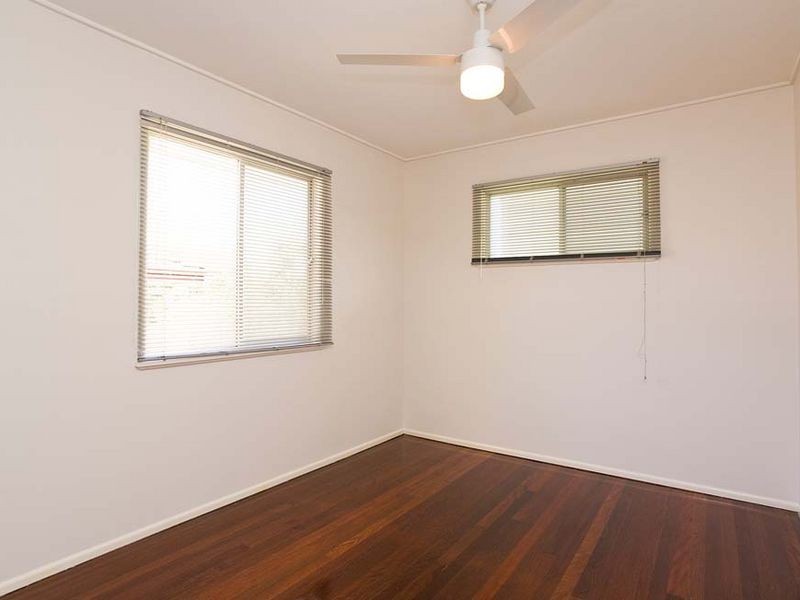 8 Dorien Street, Mount Gravatt East QLD 4122