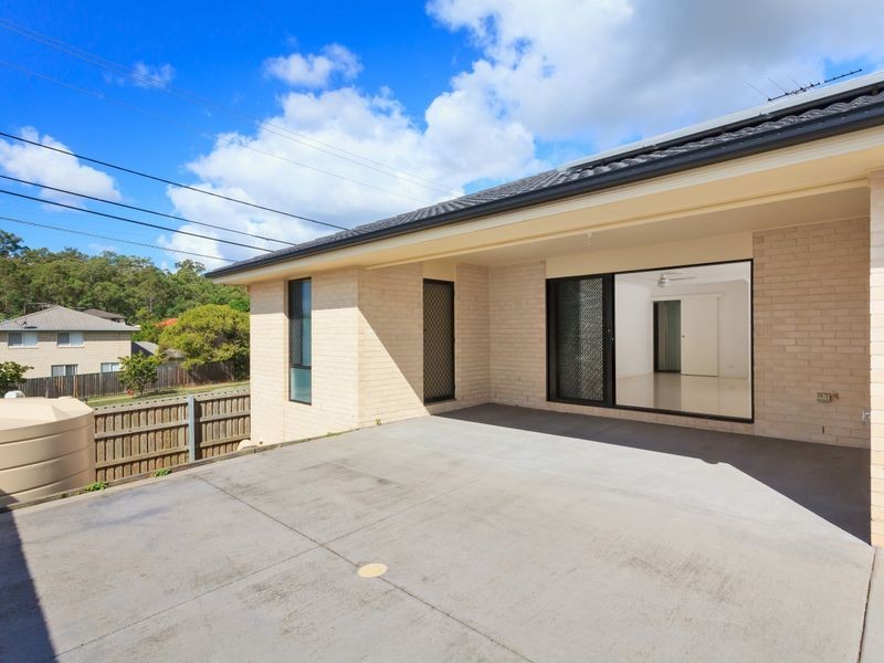4 Hernandia Place, Mackenzie QLD 4156