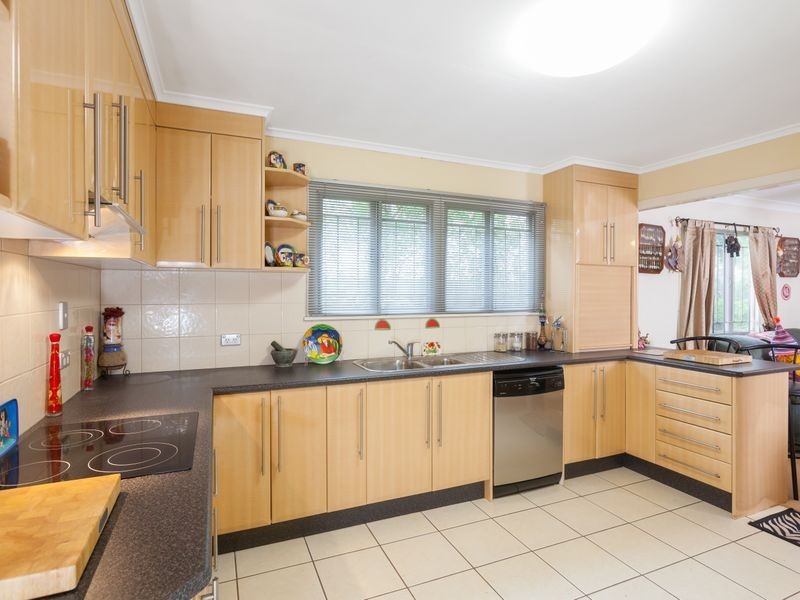 98 Gilliver Street, Mount Gravatt East QLD 4122