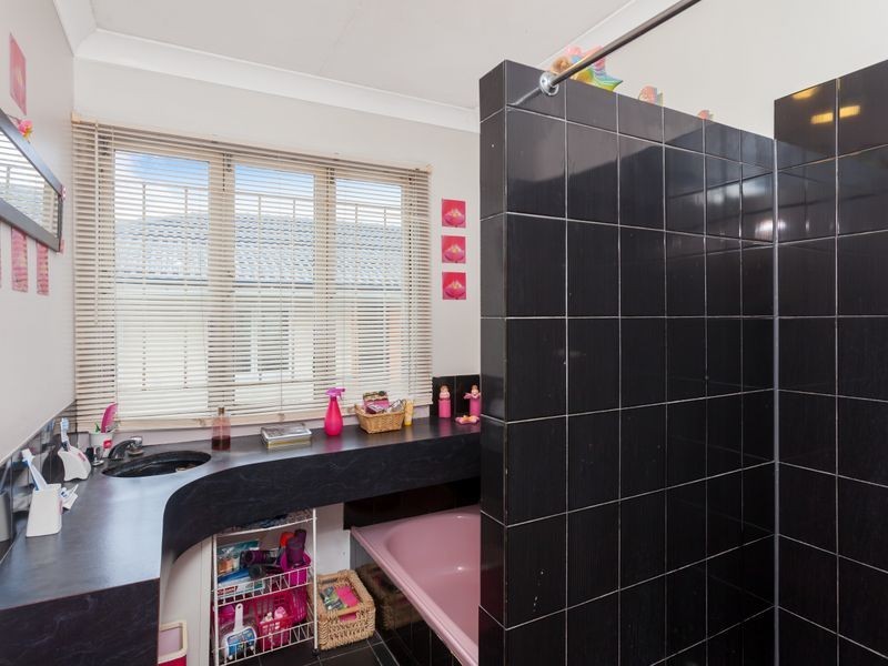 98 Gilliver Street, Mount Gravatt East QLD 4122