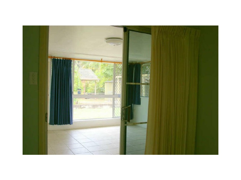 12 Endsleigh Street, Macgregor QLD 4109
