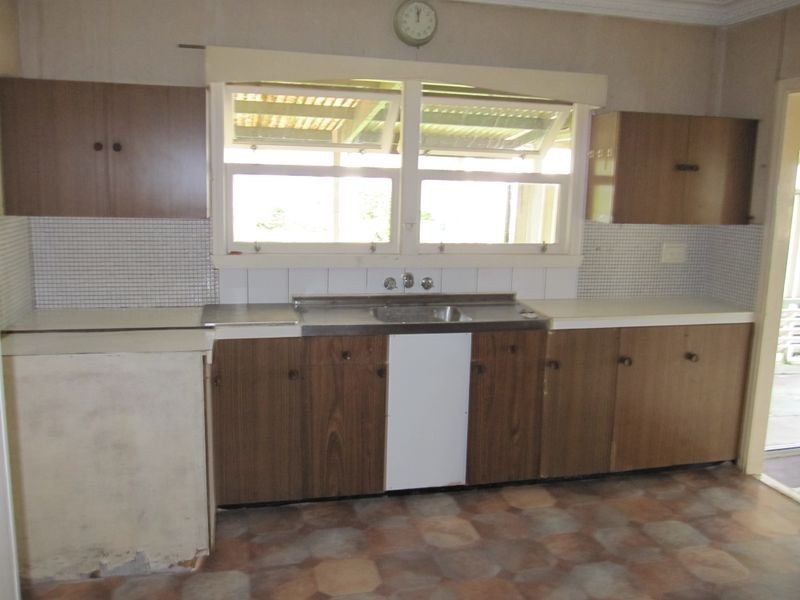 1689 Logan Road, Upper Mount Gravatt QLD 4122