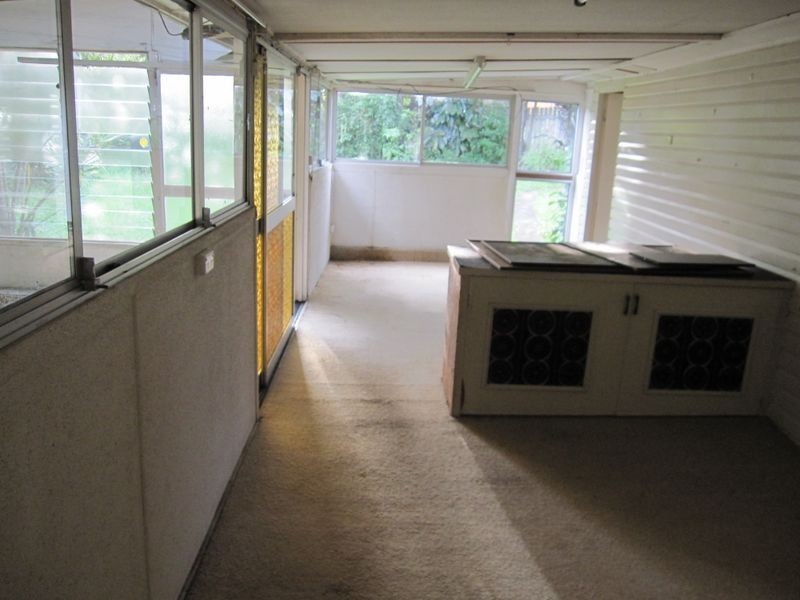 1689 Logan Road, Upper Mount Gravatt QLD 4122