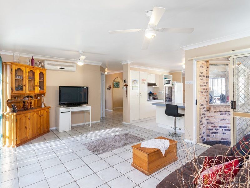 21 Boorala Crescent, Eight Mile Plains QLD 4113