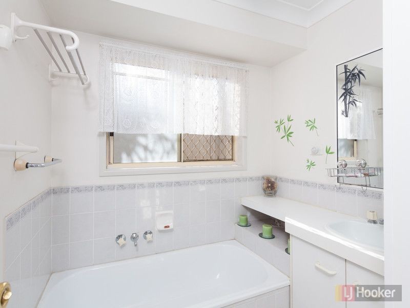 21 Boorala Crescent, Eight Mile Plains QLD 4113