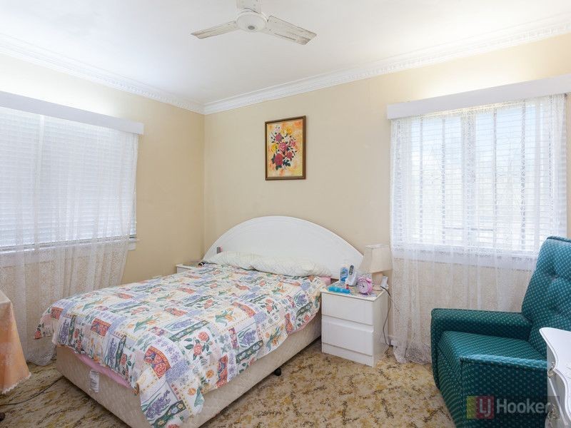 11 Queensway Street, Upper Mount Gravatt QLD 4122