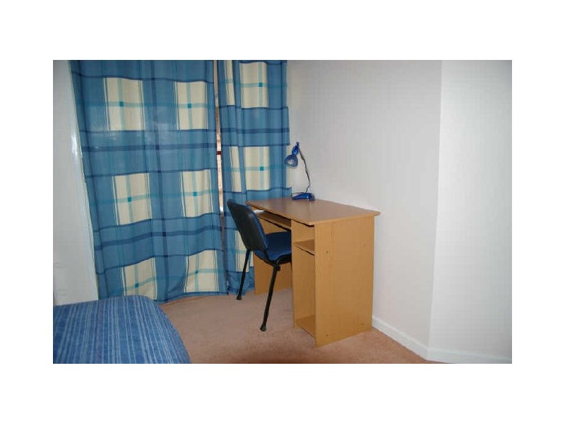 Room 5/513 Broadwater Road, Mansfield QLD 4122