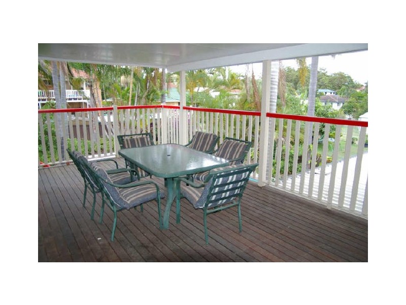 Room 5/513 Broadwater Road, Mansfield QLD 4122