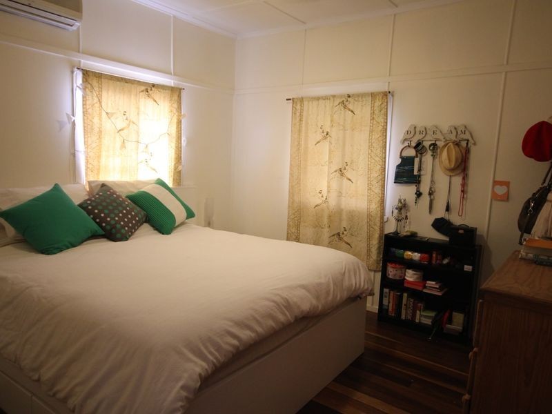 80 Broadwater Road, Mount Gravatt East QLD 4122