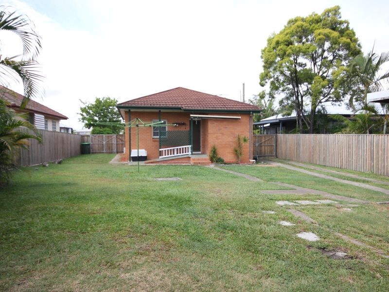 80 Broadwater Road, Mount Gravatt East QLD 4122