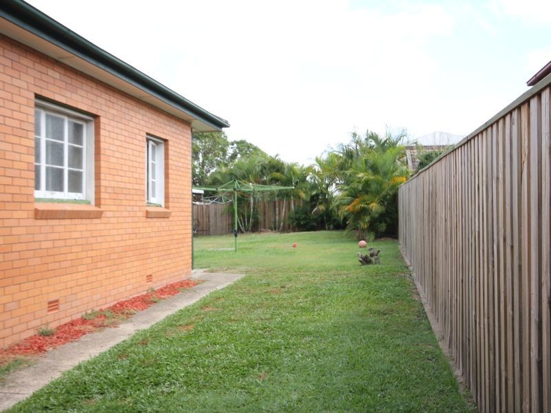 80 Broadwater Road, Mount Gravatt East QLD 4122