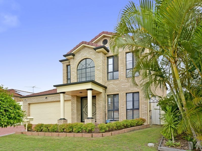 37 Coventry Circuit, Carindale QLD 4152