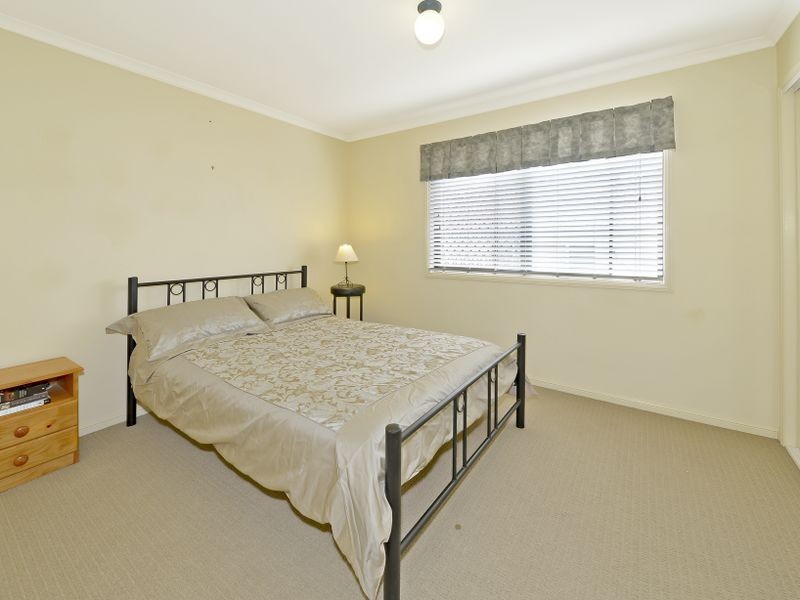 37 Coventry Circuit, Carindale QLD 4152
