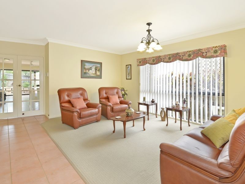 37 Coventry Circuit, Carindale QLD 4152
