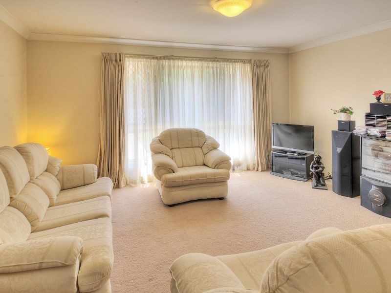 30 Kane Crescent, Mansfield QLD 4122