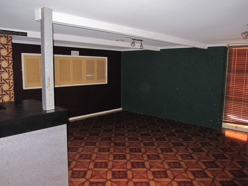 61 Hawkwood Street, Mount Gravatt East QLD 4122