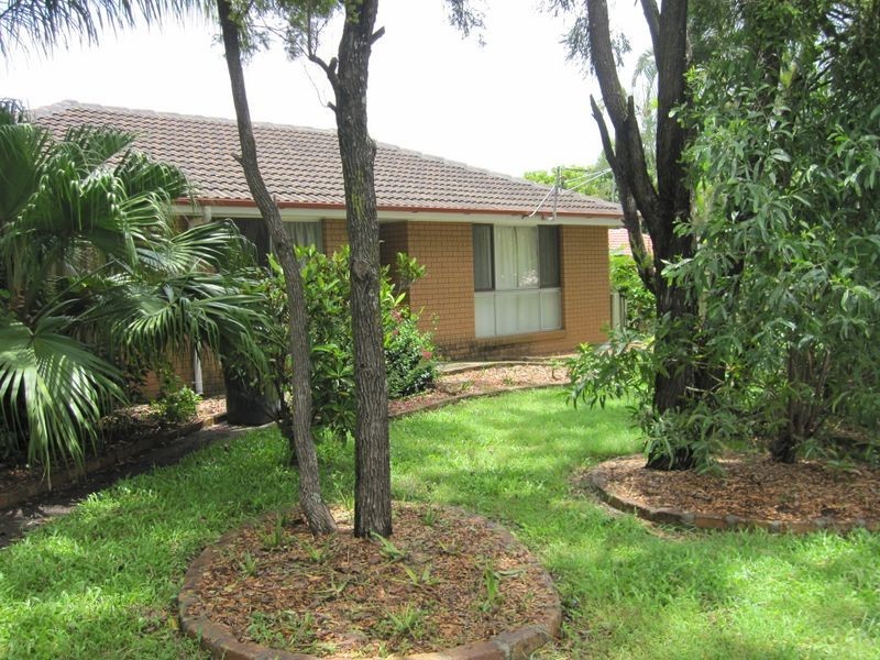 529 Broadwater Road, Mansfield QLD 4122