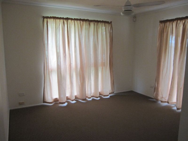 529 Broadwater Road, Mansfield QLD 4122