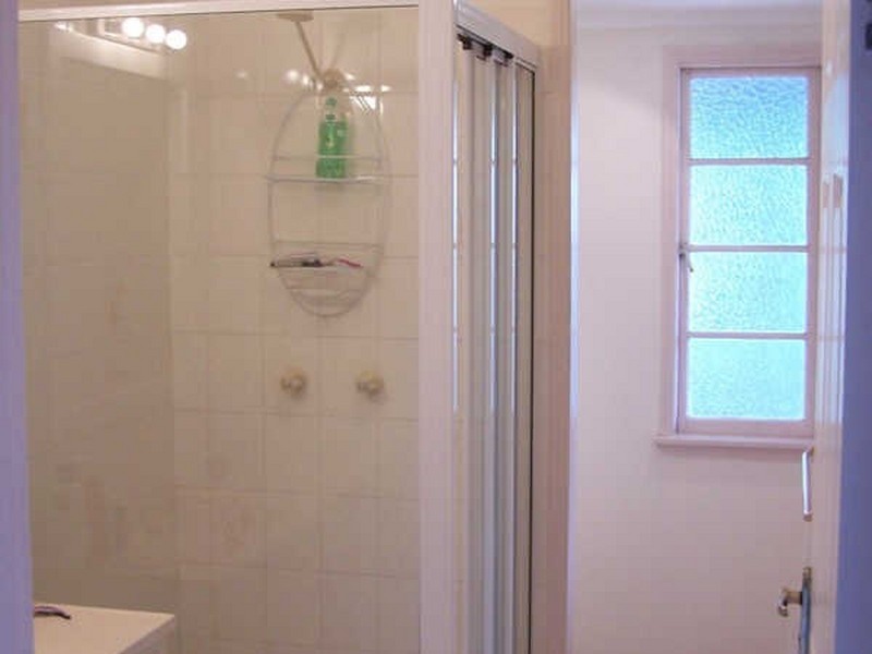 117 Birdwood Road, Holland Park West QLD 4121