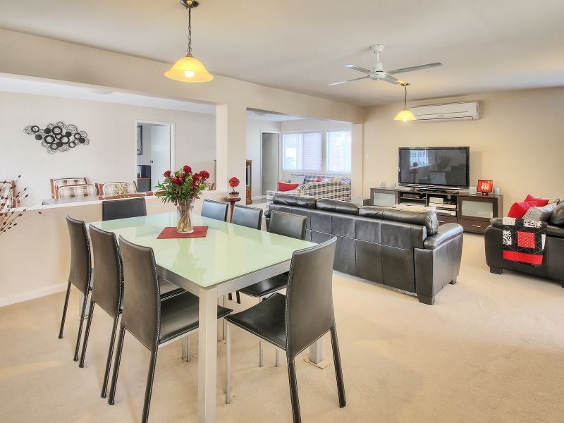 22 Eurydice Street, Robertson QLD 4109