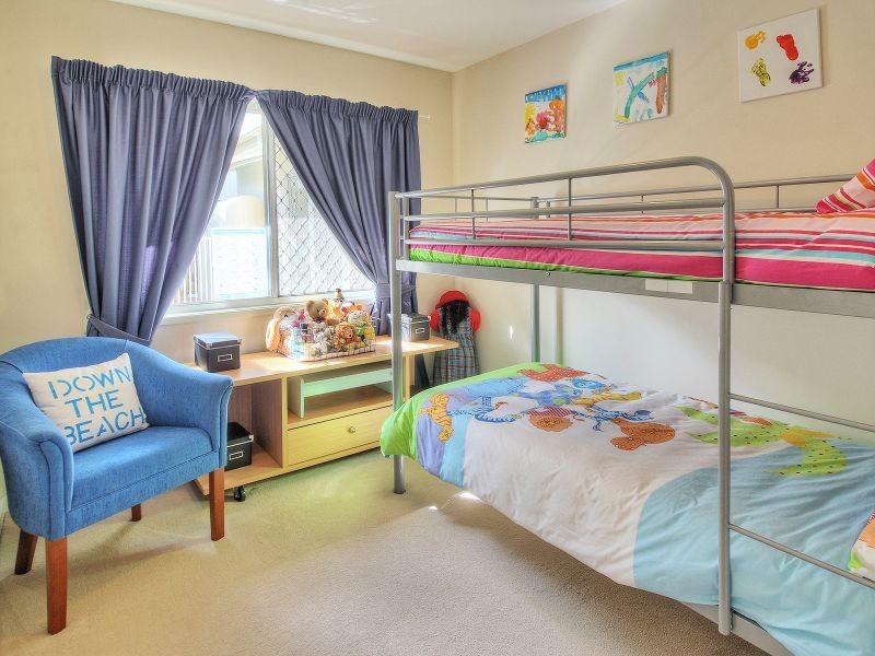 22 Eurydice Street, Robertson QLD 4109