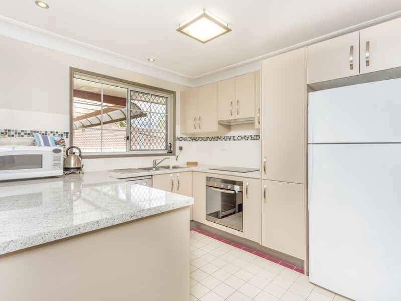 21 Hurlstone Street, Wishart QLD 4122