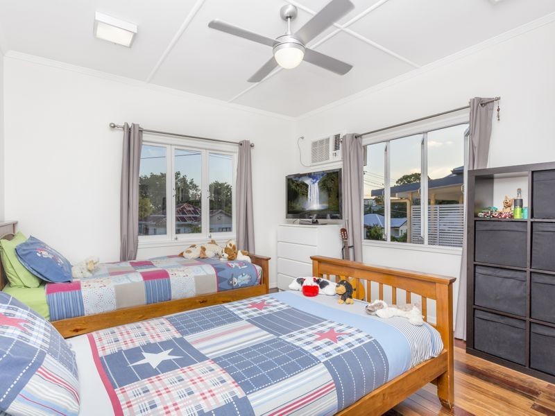 100 Lindwall Street, Upper Mount Gravatt QLD 4122