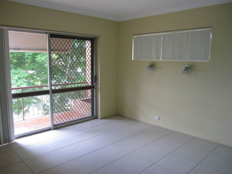 4/51 Greenmeadow Road, Mansfield QLD 4122