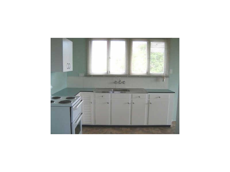 28 Pareena Crescent, Mansfield QLD 4122