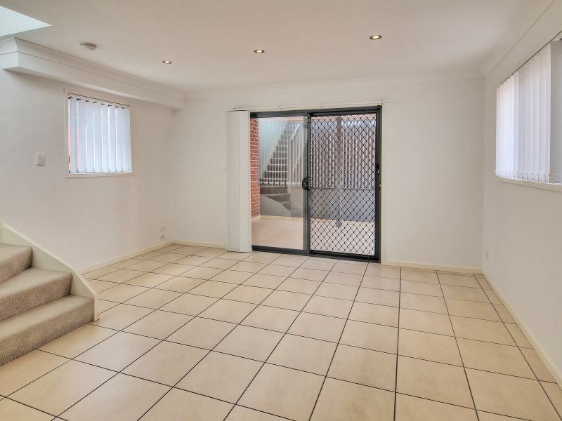 7/74 Creek Rd, Mount Gravatt East QLD 4122