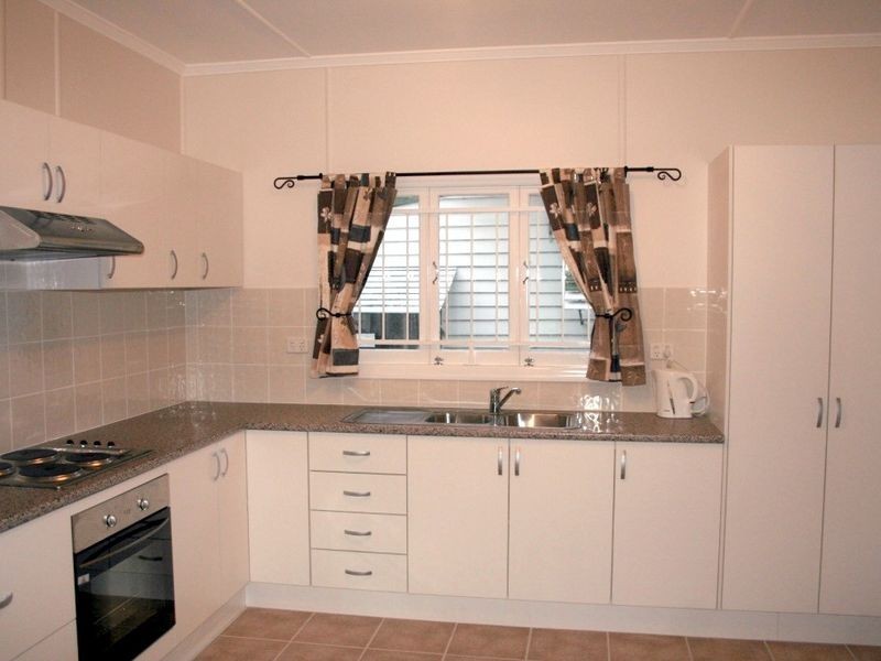 94 Lindwall Street, Upper Mount Gravatt QLD 4122