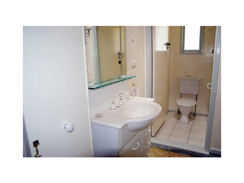 49 Herbert Street, Camp Hill QLD 4152