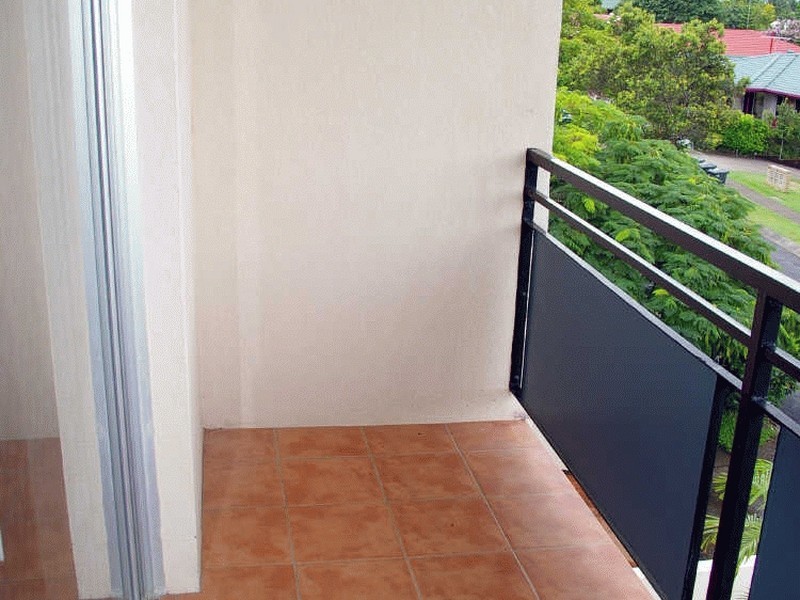 5/2 Honeysuckle Street, Mansfield QLD 4122