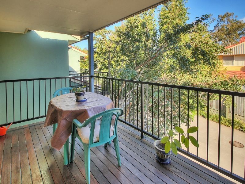 4/215 CREEK RD, Mount Gravatt East QLD 4122