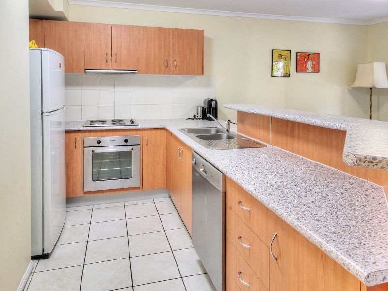 4/215 CREEK RD, Mount Gravatt East QLD 4122