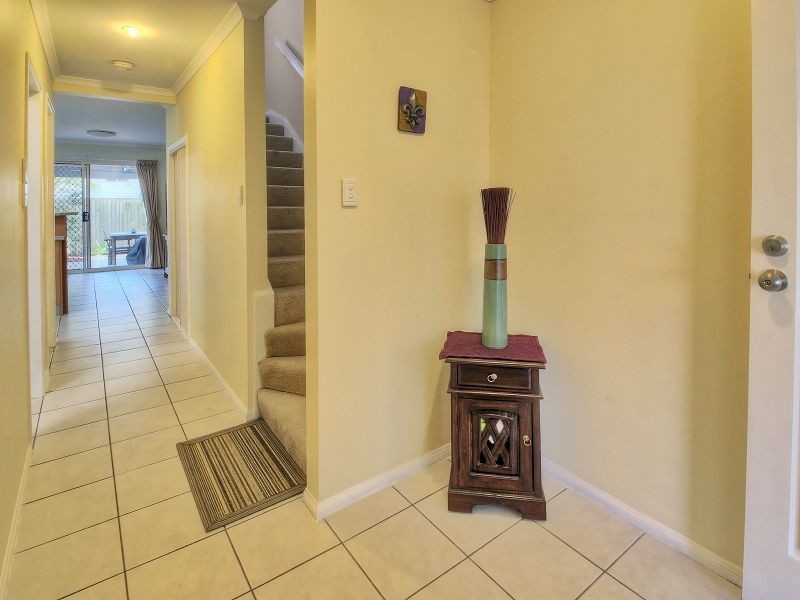 4/215 CREEK RD, Mount Gravatt East QLD 4122