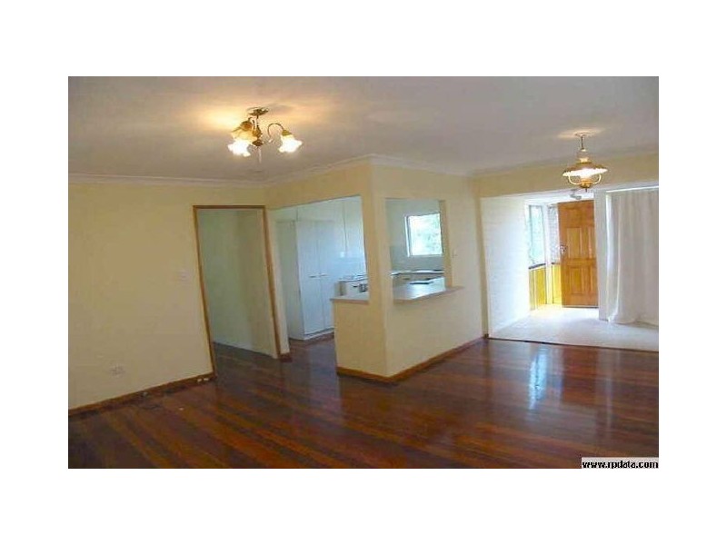 45 Arura Street, Mansfield QLD 4122