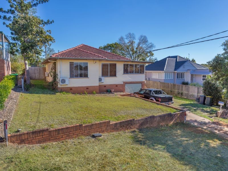 130 HOFF ST, Mount Gravatt East QLD 4122